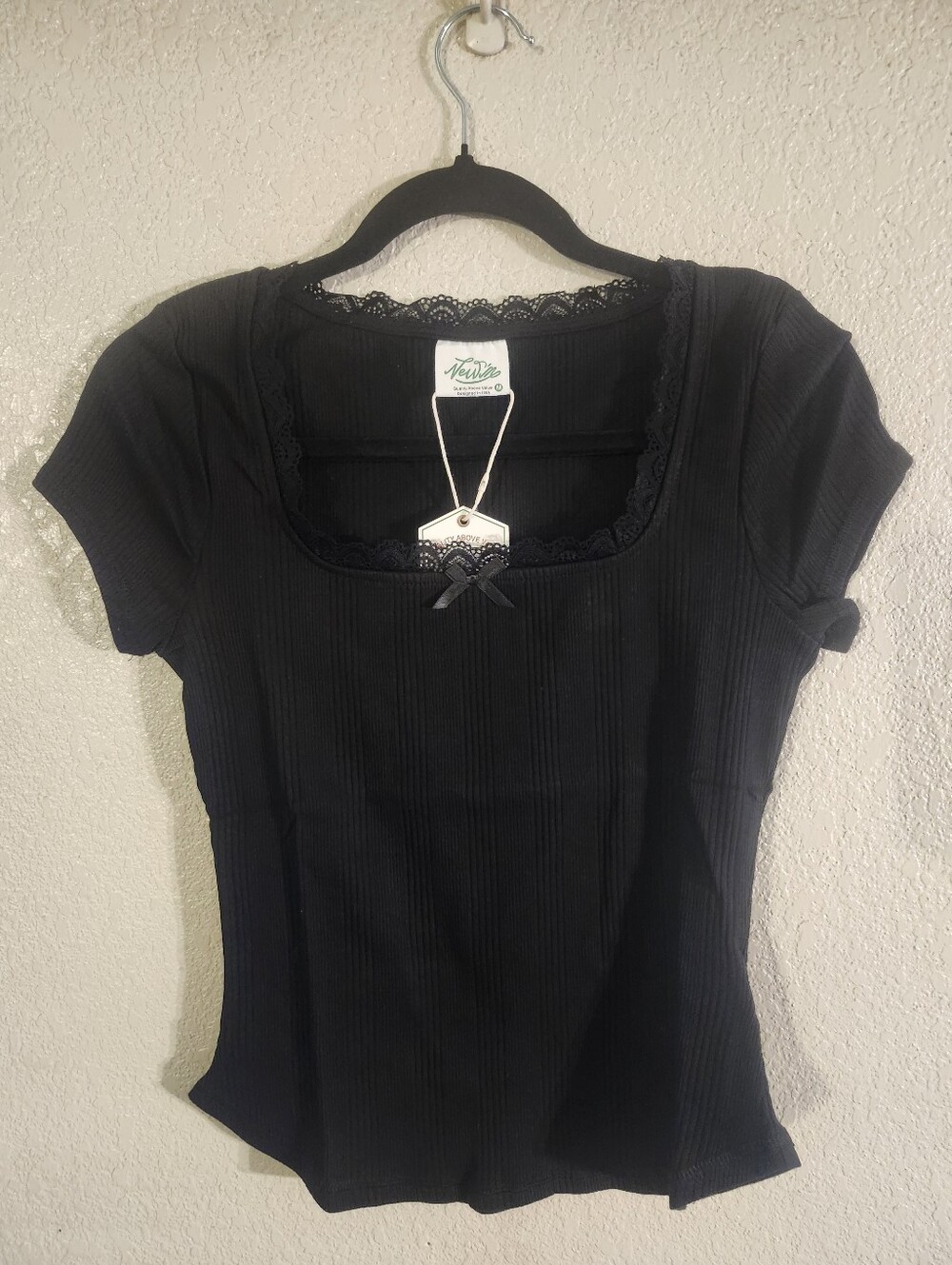 🖤NIP/NWT New In "Onyx🖤 Lace And Bow🎀 Trim Square Neckline Top" Black🖤 Medium - Picture 9 of 15